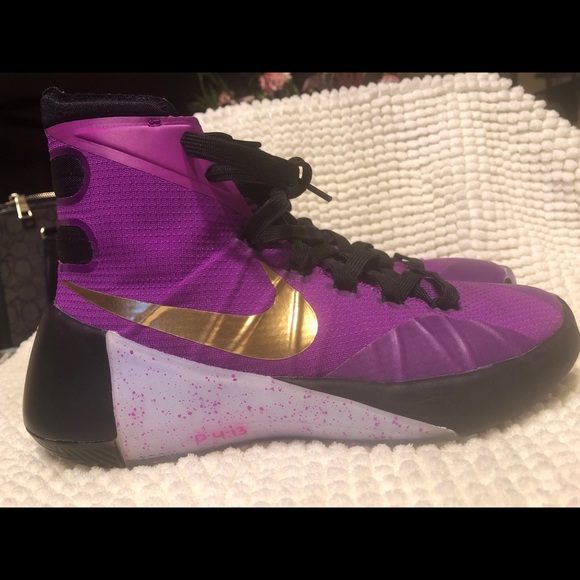 nike hyperdunk youth basketball shoes